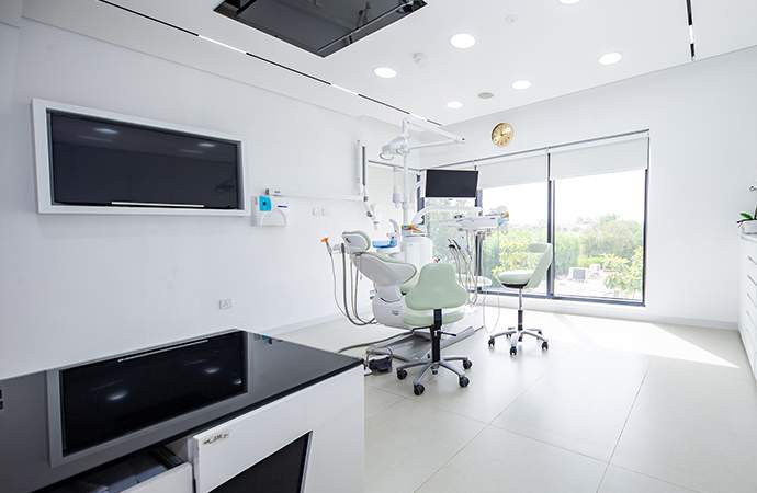 Modern dental treatment room at Cosmedent Medical Center Dubai